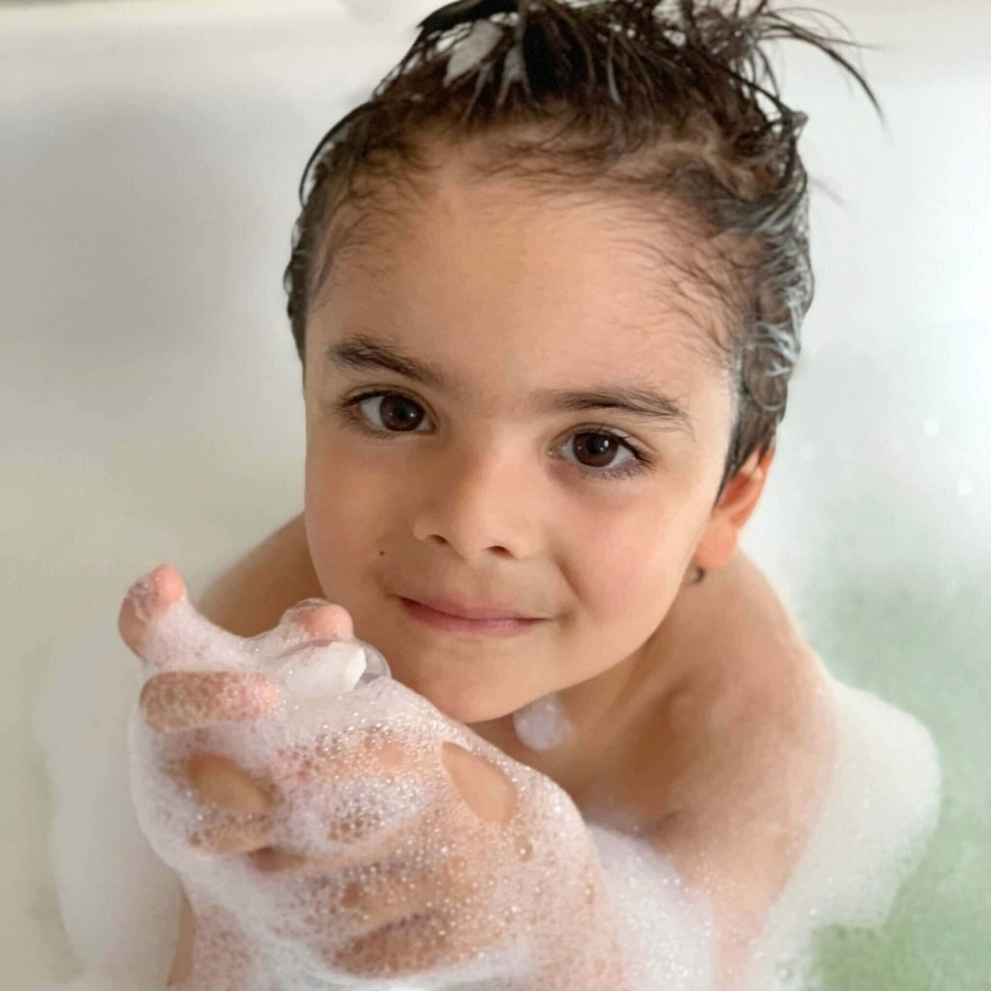 Little Boy with Luxury Bubble Bath for Children's Sensitive Skin (Pump)